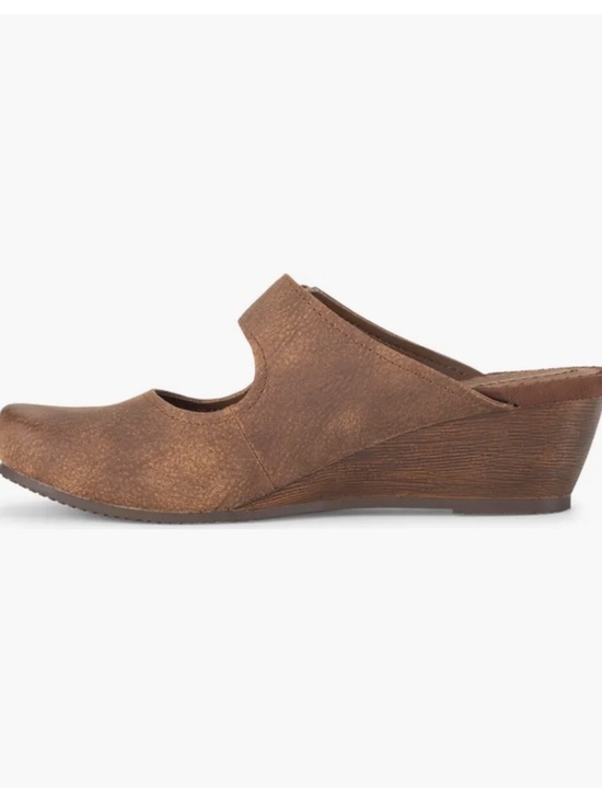 Baretraps Luna Mary Jane Mule Cashew Size 8.5 NEW - Picture 3 of 5